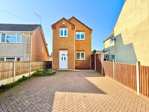 Photo 8- click for photo gallery